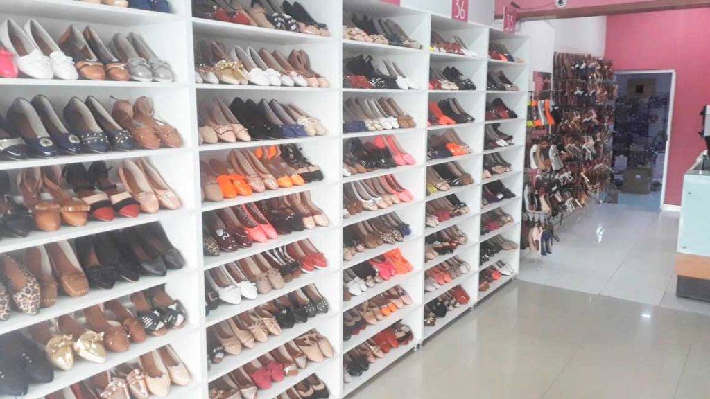 showroom via gabi calçados